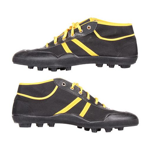 20-as méretű gumi-textil focicipő