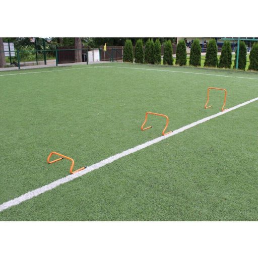 Classic plastic hurdler orange height/width 30 cm